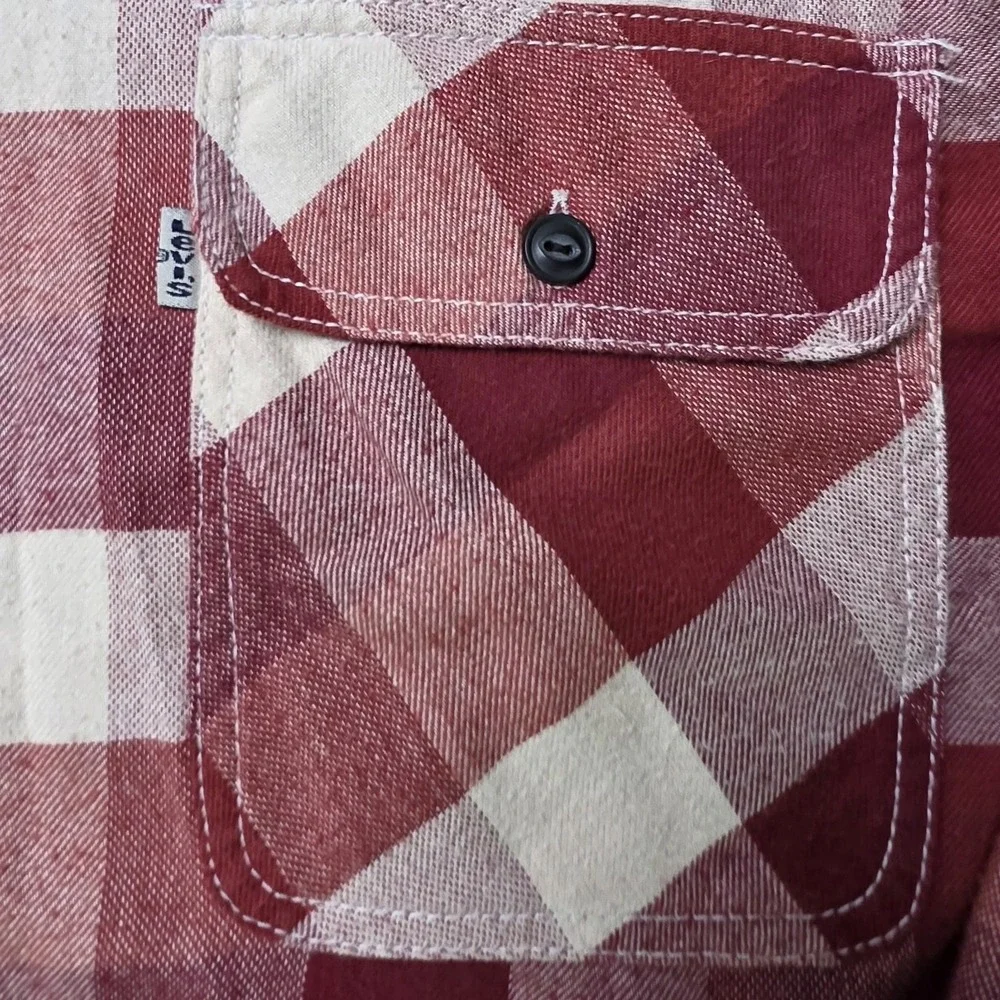 Levis Flannel Shirt Mens Large Red Plaid Double Pocket Camp Hiking Outdoor L